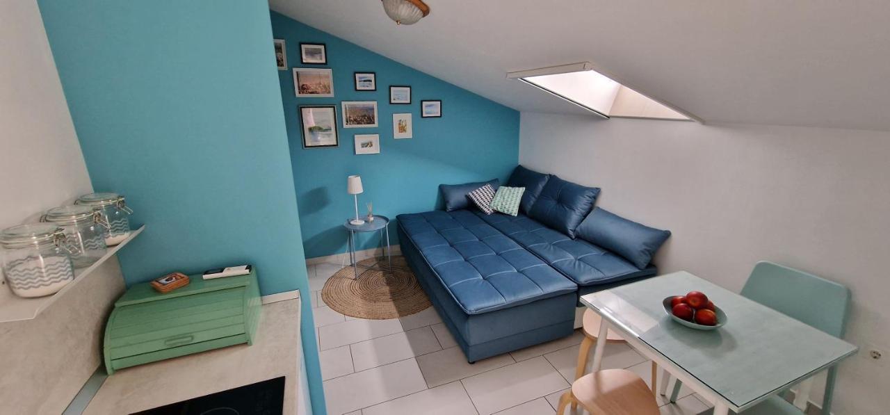Apartmani Eladora Биоград-на-Мору Экстерьер фото